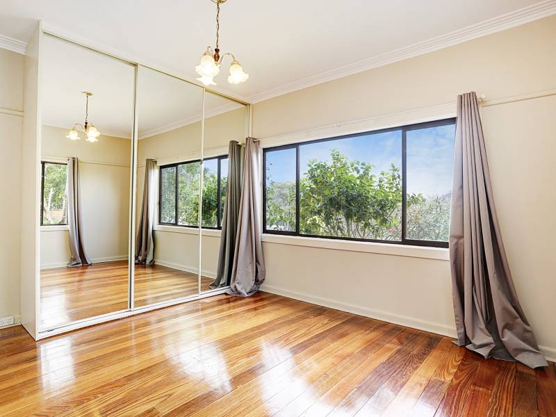 15 Paloma Street, BENTLEIGH EAST, VIC 3165 Australia