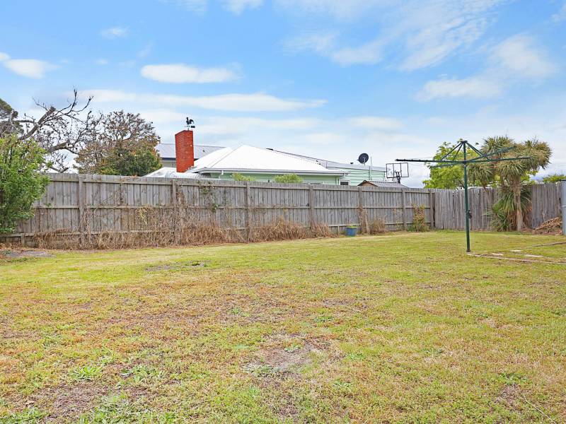 15 Paloma Street, BENTLEIGH EAST, VIC 3165 Australia