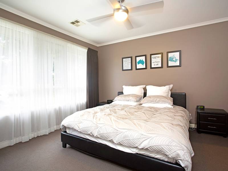 37 Albany Crescent, ASPENDALE, VIC 3195 Australia