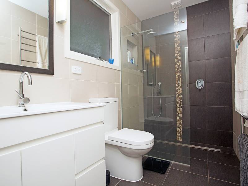 37 Albany Crescent, ASPENDALE, VIC 3195 Australia