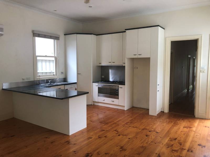 15 Bridge Street, BRIGHTON, VIC 3186 Australia