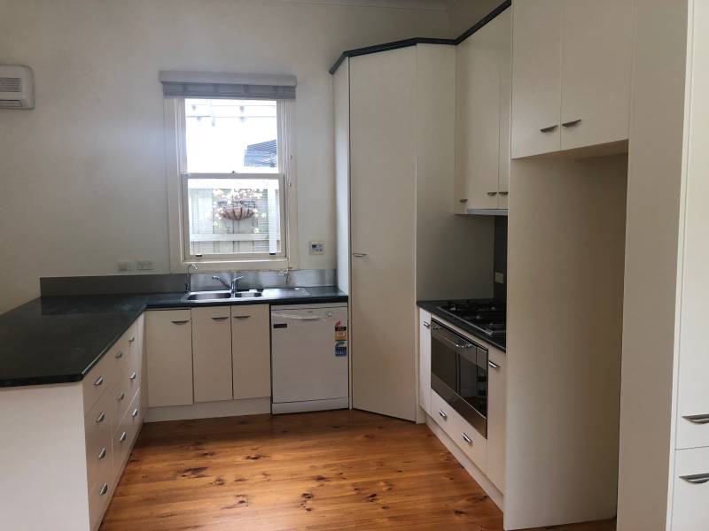 15 Bridge Street, BRIGHTON, VIC 3186 Australia