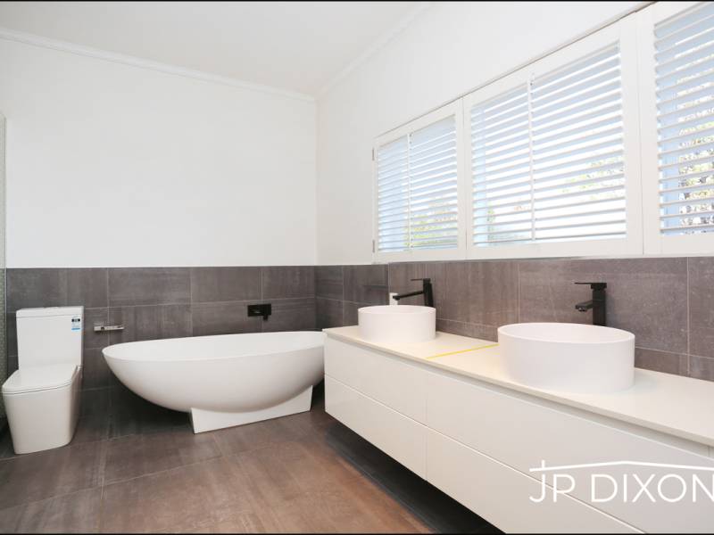 2 Rose Court, BRIGHTON, VIC 3186 Australia