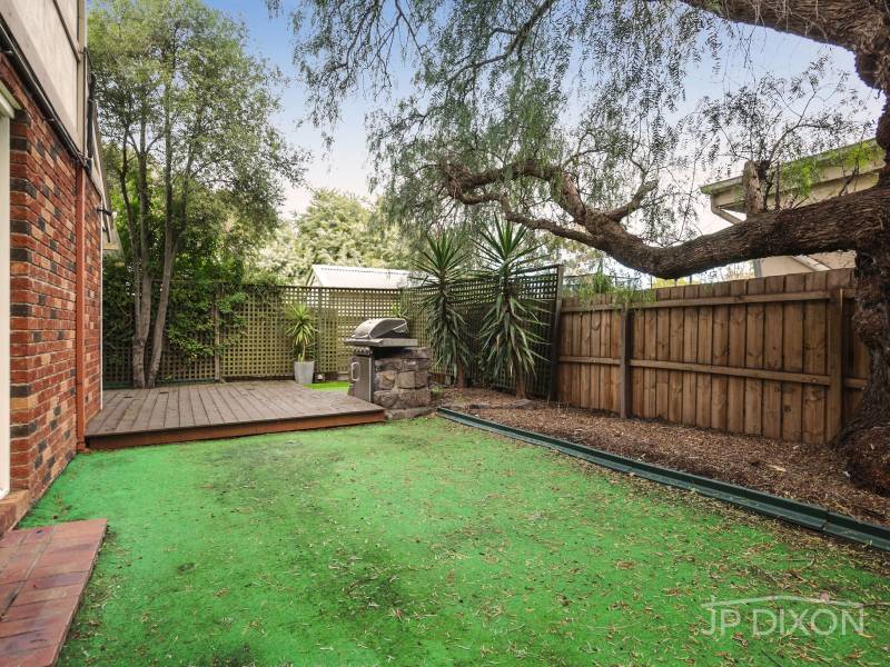 2/3 Sargon Grove, BRIGHTON, VIC 3186 Australia