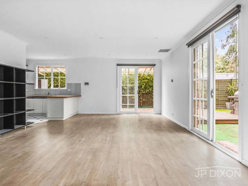 2/3 Sargon Grove, BRIGHTON, VIC 3186 Australia