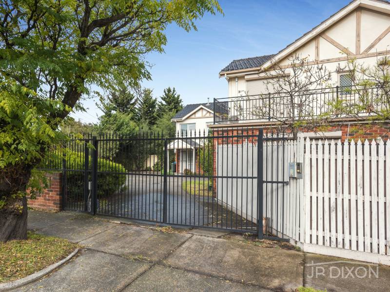 2/3 Sargon Grove, BRIGHTON, VIC 3186 Australia