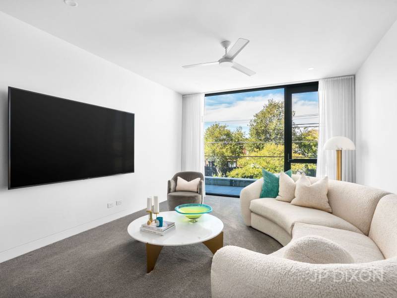 15 Peacock Street, BRIGHTON, VIC 3186 Australia