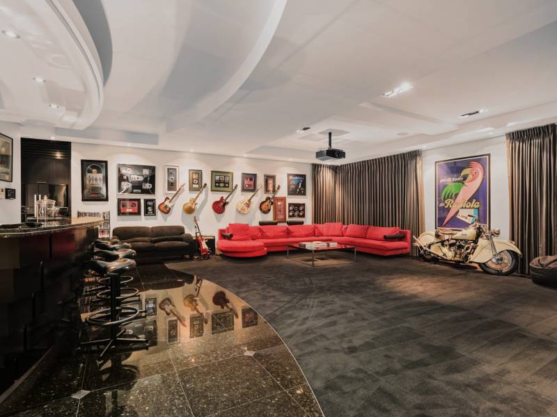 10 Shandford Avenue, BRIGHTON, VIC 3186 Australia