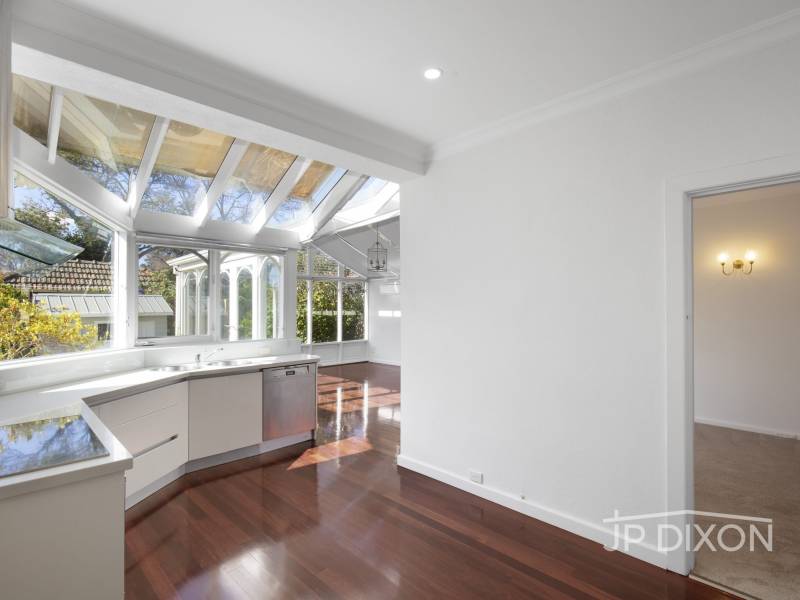 30 Sussex Street, BRIGHTON, VIC 3186 Australia