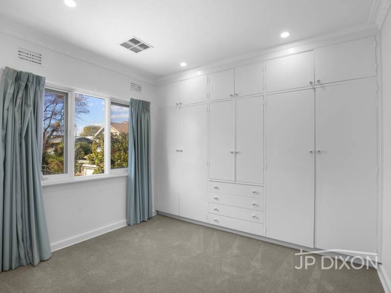 30 Sussex Street, BRIGHTON, VIC 3186 Australia