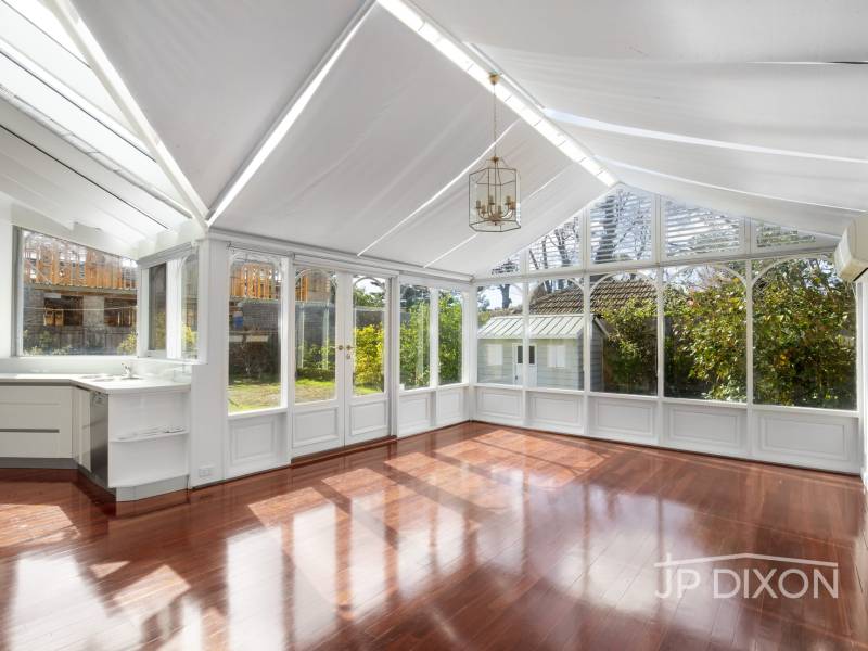 30 Sussex Street, BRIGHTON, VIC 3186 Australia