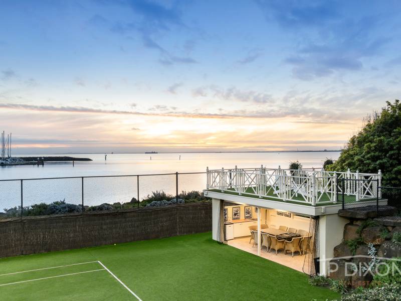 12 Moule Avenue, BRIGHTON, VIC 3186 Australia