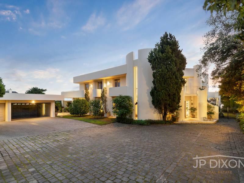 12 Moule Avenue, BRIGHTON, VIC 3186 Australia