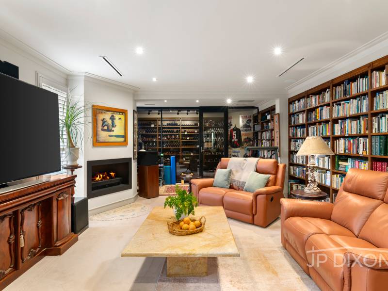12 Moule Avenue, BRIGHTON, VIC 3186 Australia