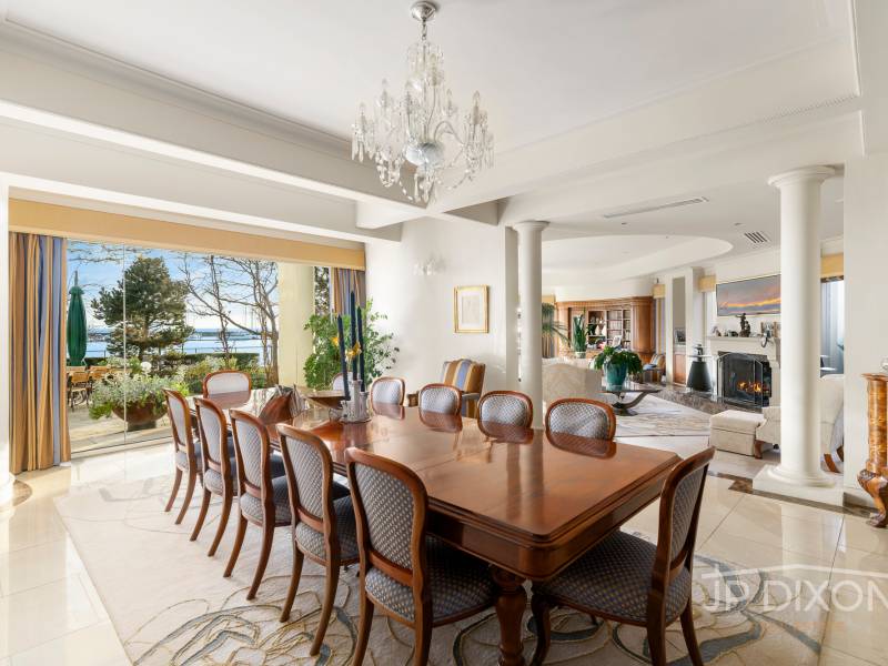 12 Moule Avenue, BRIGHTON, VIC 3186 Australia