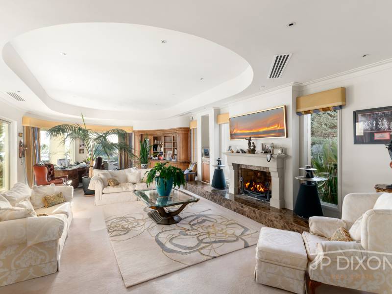 12 Moule Avenue, BRIGHTON, VIC 3186 Australia